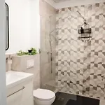 Beautiful New Studios&apartments Super Location *