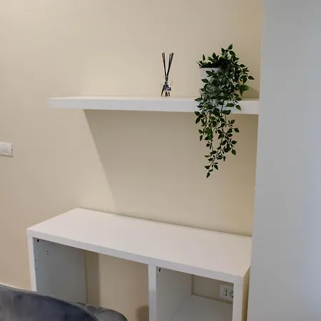 Beautiful New Super Location Apartment