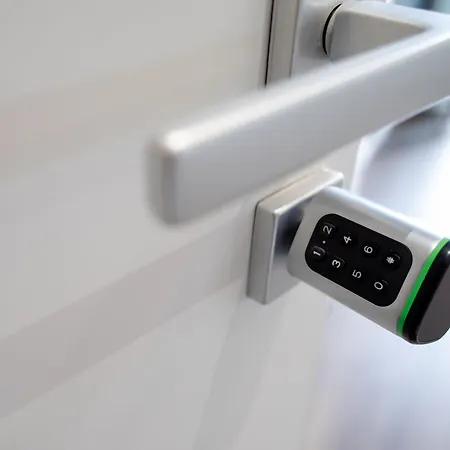 Beautiful New Super Location Апартаменты