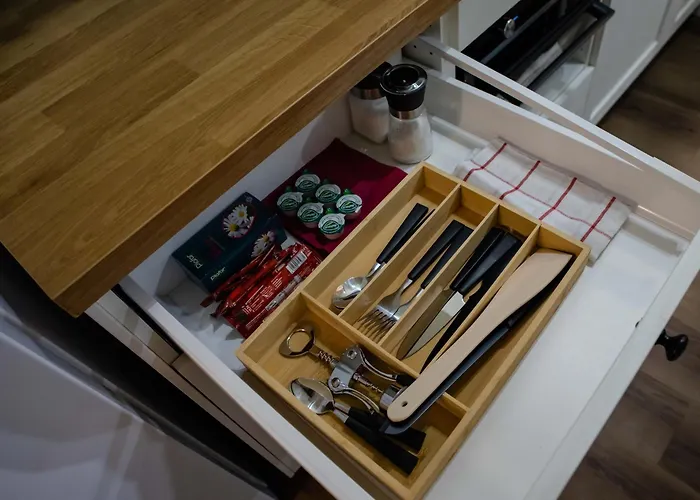 Beautiful New Studios&Apartments Super Central Location 아파트 *