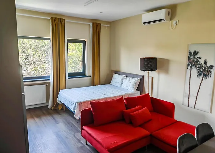 아파트 Beautiful New Studios&Apartments Super Central Location *