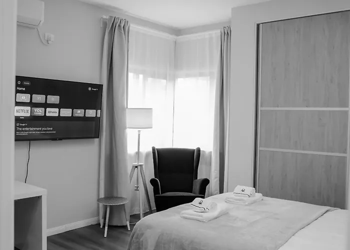 Beautiful New Studios&Apartments Super Central Location 아파트