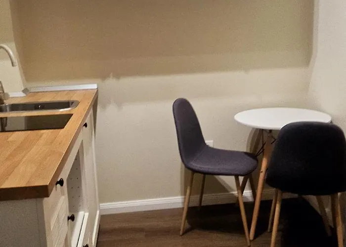 아파트 Beautiful New Studios&Apartments Super Central Location